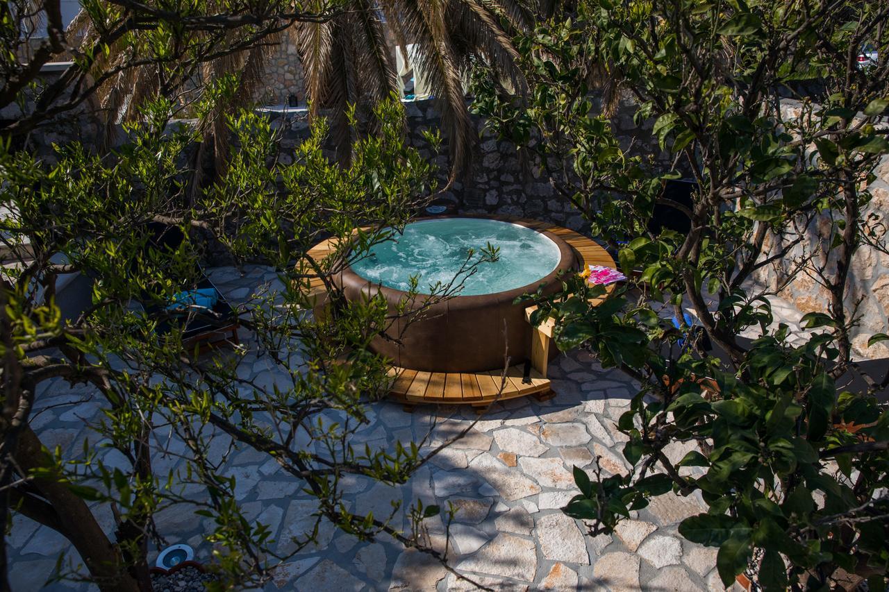 מליני Villa Diamond מראה חיצוני תמונה